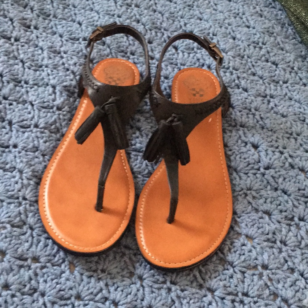 Black tassel sandal